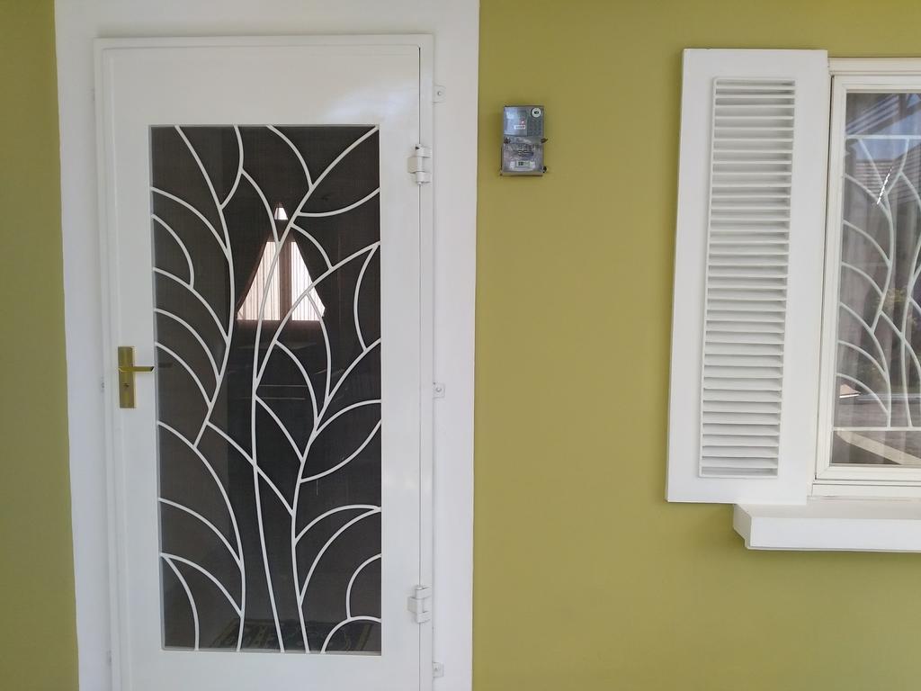 Jasmine Park Guest House Semarang Esterno foto